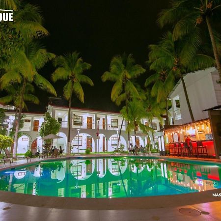 Hotel El Bosque Хаэн Экстерьер фото