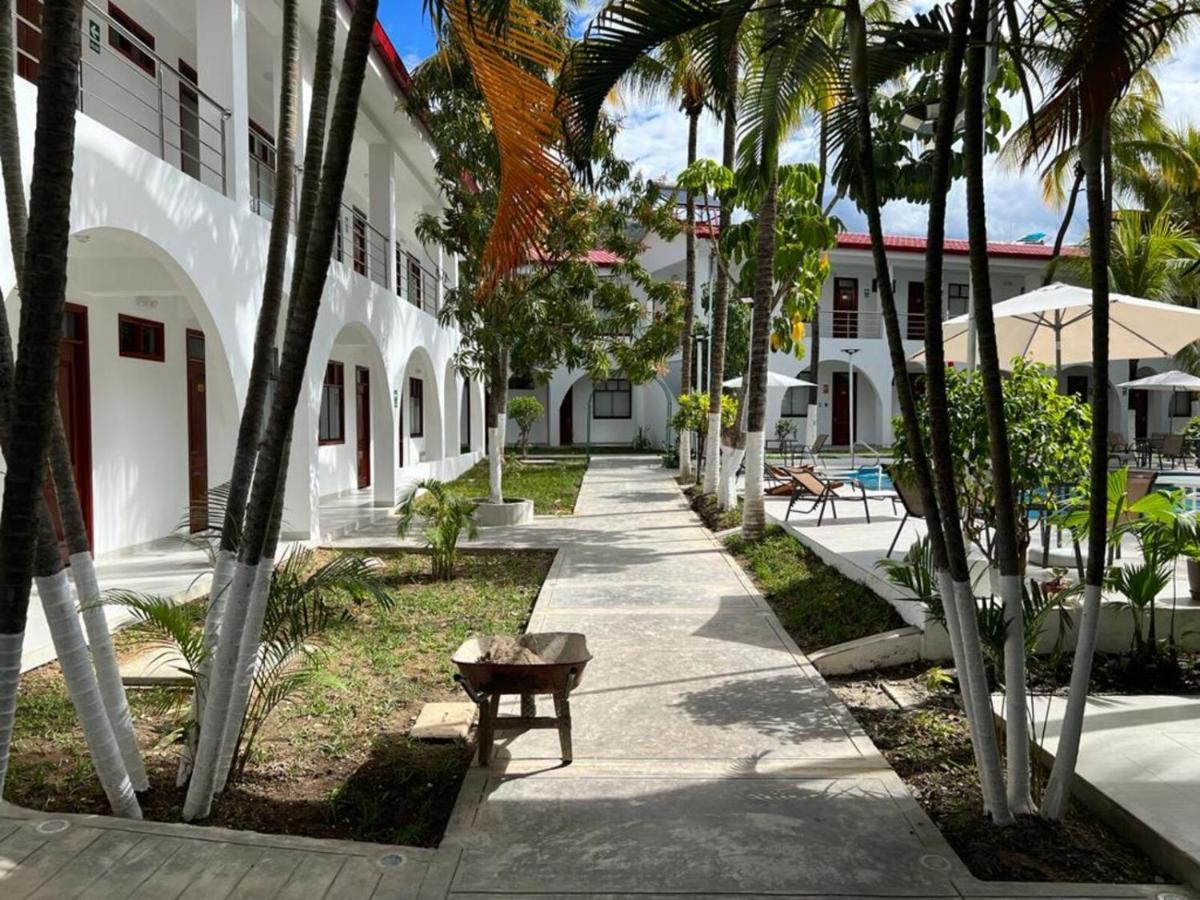 Hotel El Bosque Хаэн Экстерьер фото